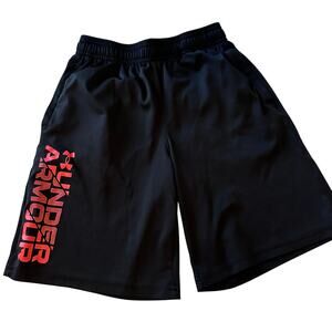 Under Armour black athletic shorts youth boys medium